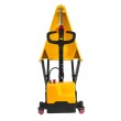 Vista trasera elevada - Transpaleta elevadora totalmente eléctrica monocilíndrica 1500 kg - horquillas anchas 680 mm