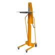 Vista trasera en 3/4 del apilador posicionador trabajo con manivela 1500 mm 200 kg - plataforma alta