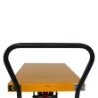 Zoom sobre el asa de la mesa elevadora de nivel constante 210 kg Zoom sobre el asa de la mesa elevadora de nivel constante 210 kg