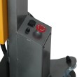 Zoom sobre la caja de control del remolcador eléctrico 1000 kg